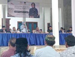 Nessy Calvia Bersama Mustafa Sapa Warga Terbanggi Besar dalam Kunjungan Daerah Pemilihan